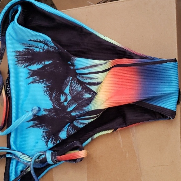 KOJOOIN Triangle High Cut Tie Side Thong Bikini Set Blue Rainbow Palm SZ L - Picture 7 of 10
